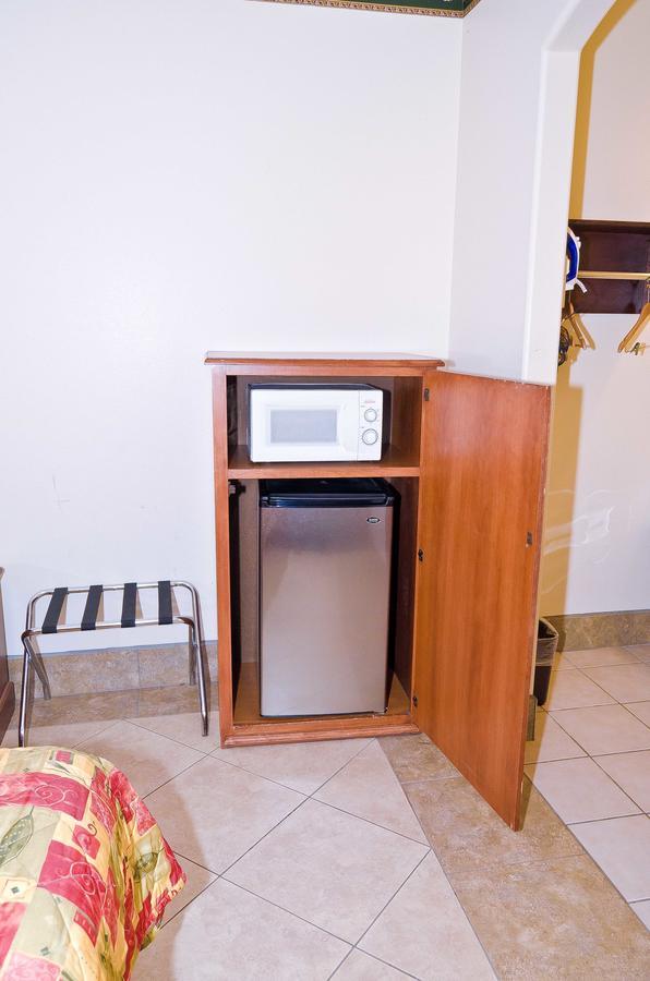 Texas Inn And Suites - Rio Grande Valley Edinburg Buitenkant foto